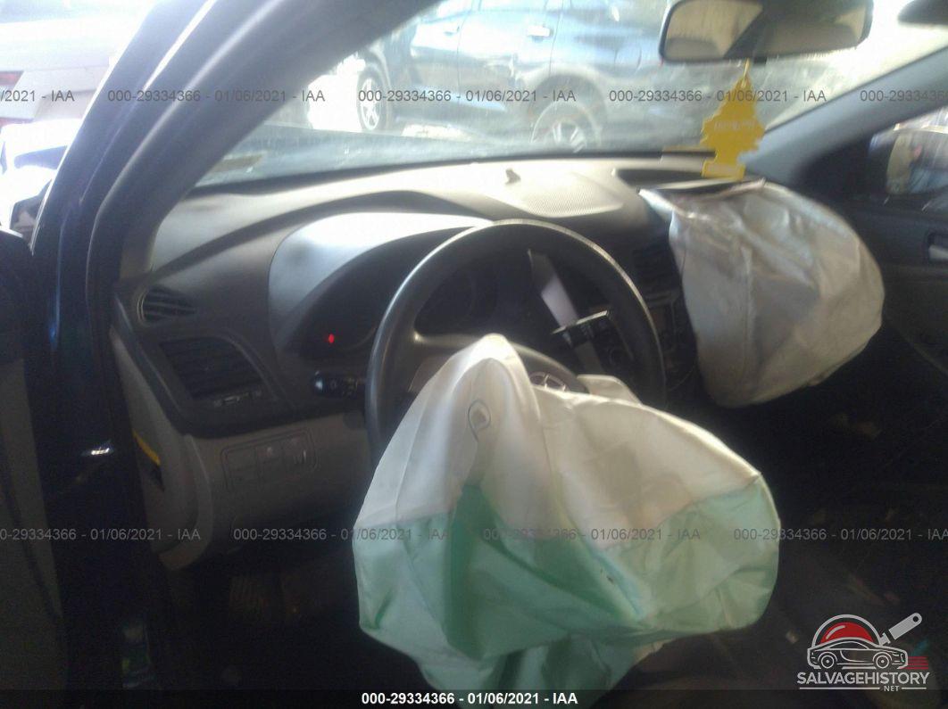 KMHCT4AE1HU186346 2017 HYUNDAI ACCENT photo no. 5