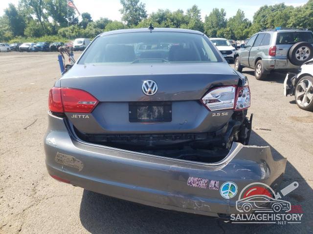 3VWDP7AJ9DM395910 2013 VOLKSWAGEN JETTA photo no. 6