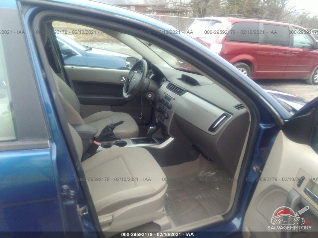 1FAHP35N88W148092 2008 FORD FOCUS photo no. 5