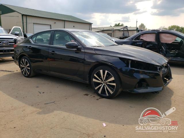 1N4BL4CW8LC152639 2020 NISSAN ALTIMA photo no. 4