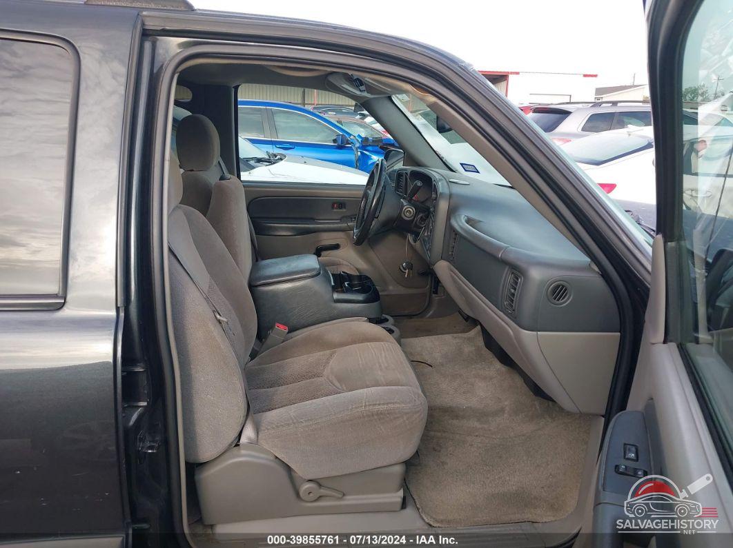 3GNEC16Z23G121869 2003 CHEVROLET SUBURBAN photo no. 5