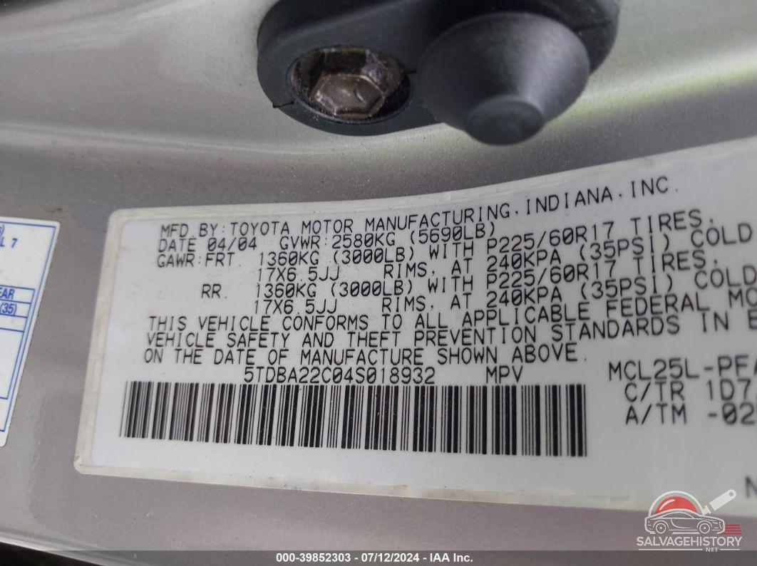 5TDBA22C04S018932 2004 TOYOTA SIENNA photo no. 9