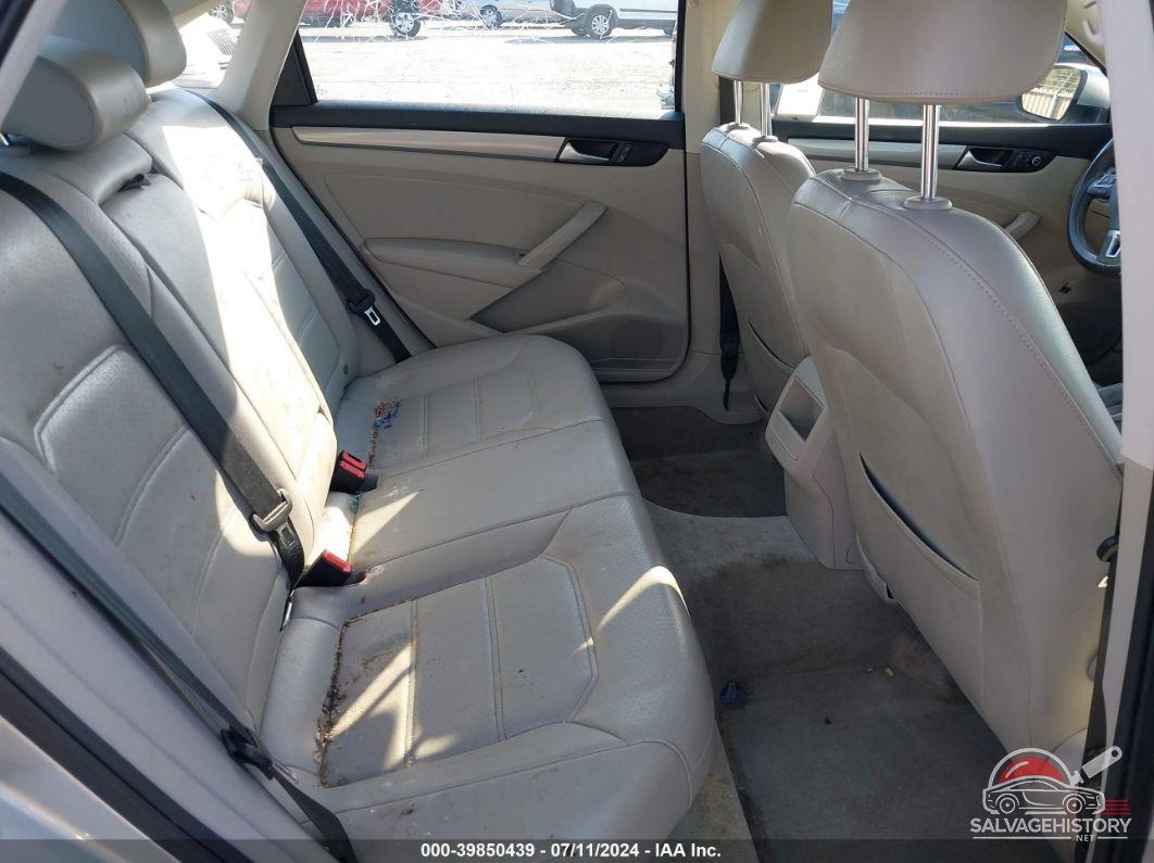 1VWAT7A32FC119704 2015 VOLKSWAGEN PASSAT photo no. 8