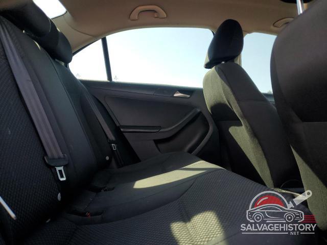 3VW1K7AJ6DM200198 2013 VOLKSWAGEN JETTA photo no. 10