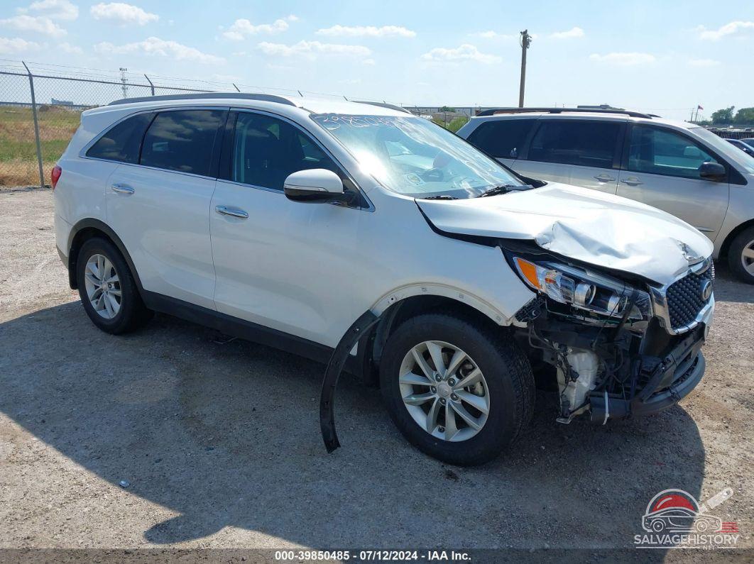 5XYPG4A31JG410585 2018 KIA SORENTO photo no. 10