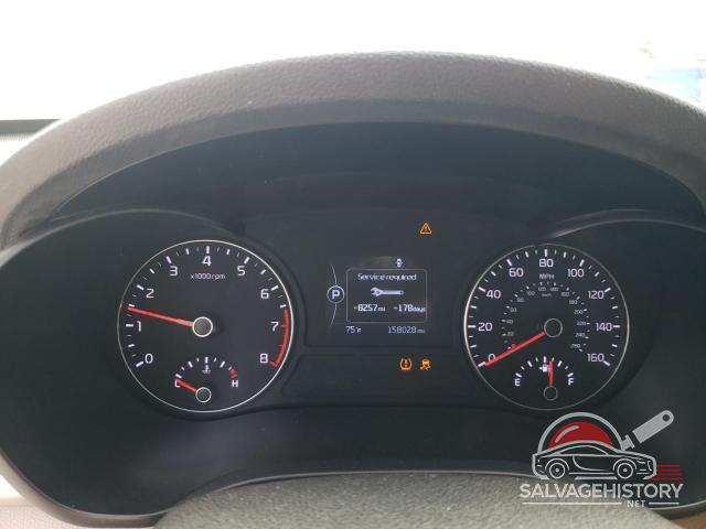 5XXGU4L33GG014094 2016 KIA OPTIMA photo no. 9