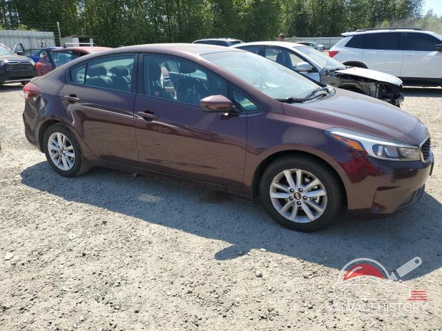3KPFL4A78HE151465 2017 KIA FORTE photo no. 4