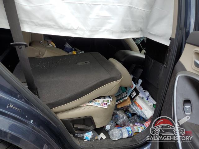 5NMZU3LB2HH015007 2017 HYUNDAI SANTA FE photo no. 11