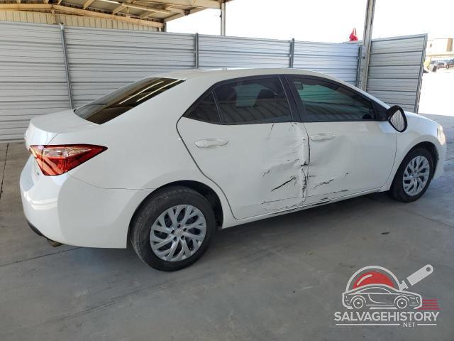 5YFBURHE9JP761280 2018 TOYOTA COROLLA photo no. 3