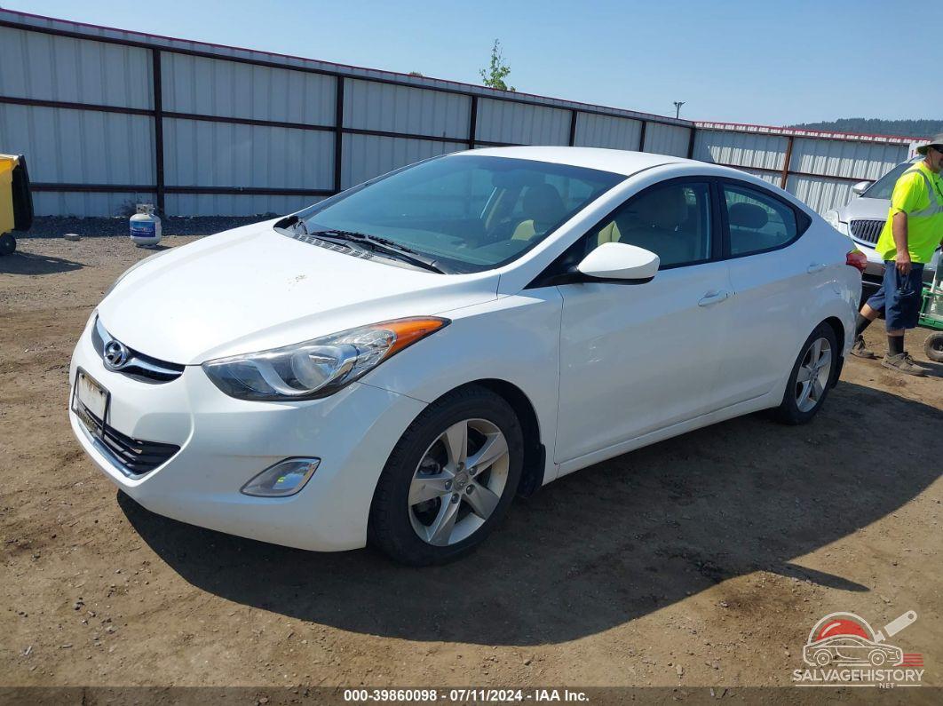 5NPDH4AE7DH428054 2013 HYUNDAI ELANTRA photo no. 2