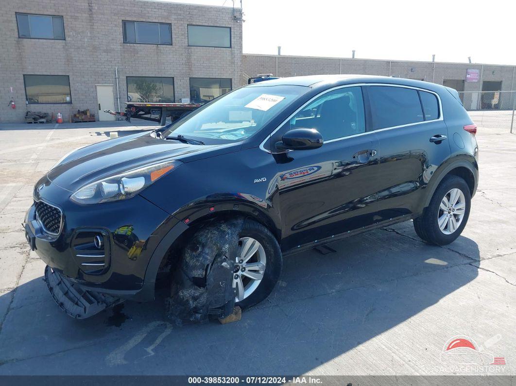 KNDPMCAC8J7331379 2018 KIA SPORTAGE photo no. 2