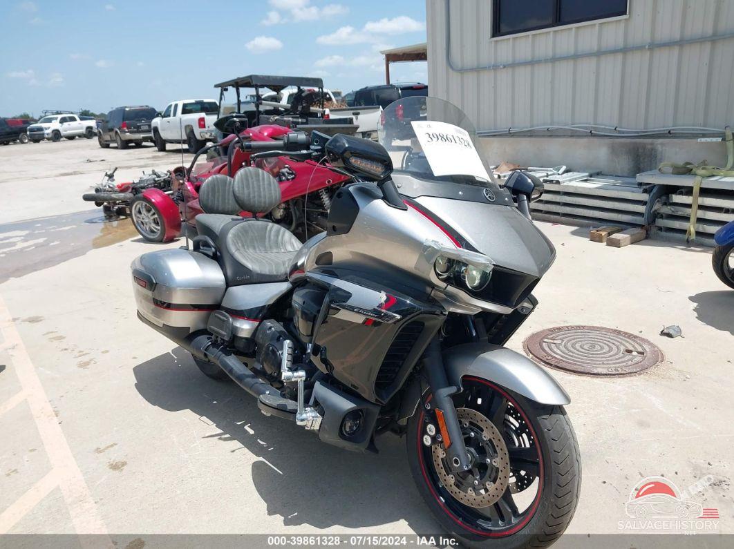 JYAVP39Y1JA000477 2018 YAMAHA XV1900 photo no. 1
