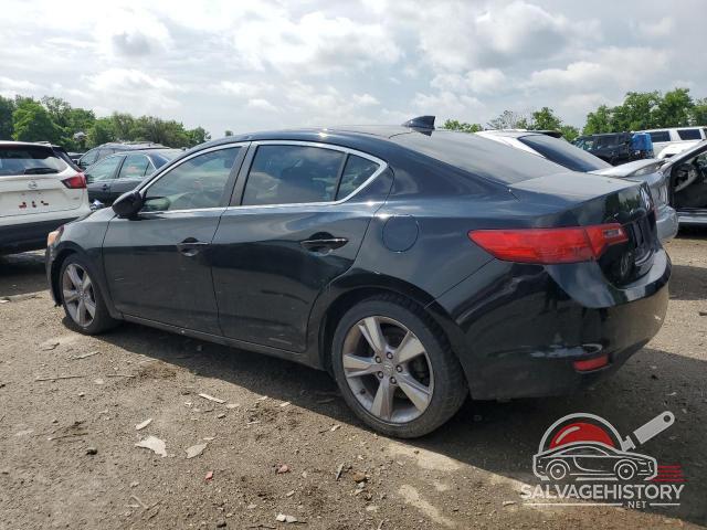 19VDE1F5XDE016899 2013 ACURA ILX photo no. 2