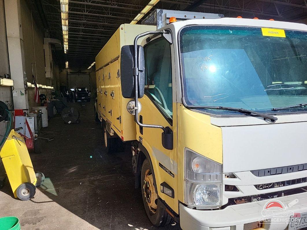 54DC4W1B3HS800243 2017 ISUZU NPR HD GAS REG photo no. 3