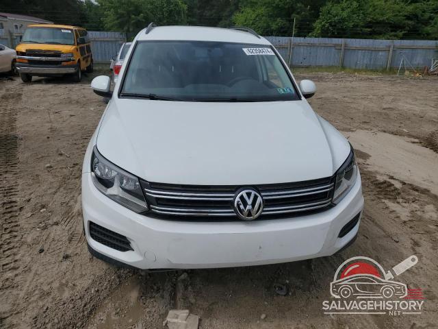 WVGBV7AX3HK050692 2017 VOLKSWAGEN TIGUAN photo no. 5