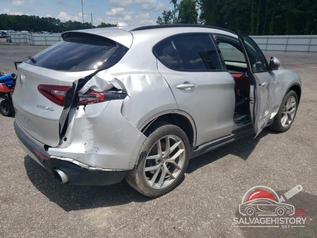 ZASFAKNN3J7B83028 2018 ALFA ROMEO STELVIO photo no. 3