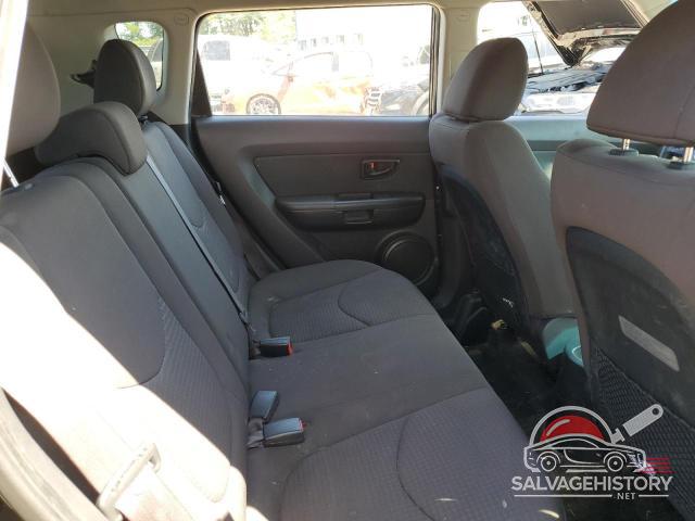 KNDJT2A50C7448705 2012 KIA SOUL photo no. 11