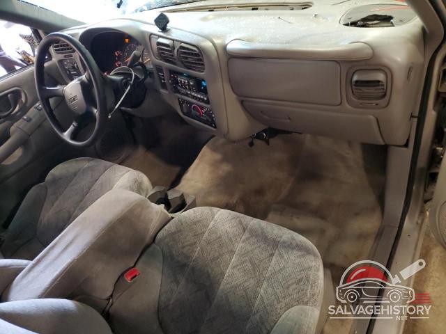 1GTCS19W618125981 2001 GMC SONOMA photo no. 8