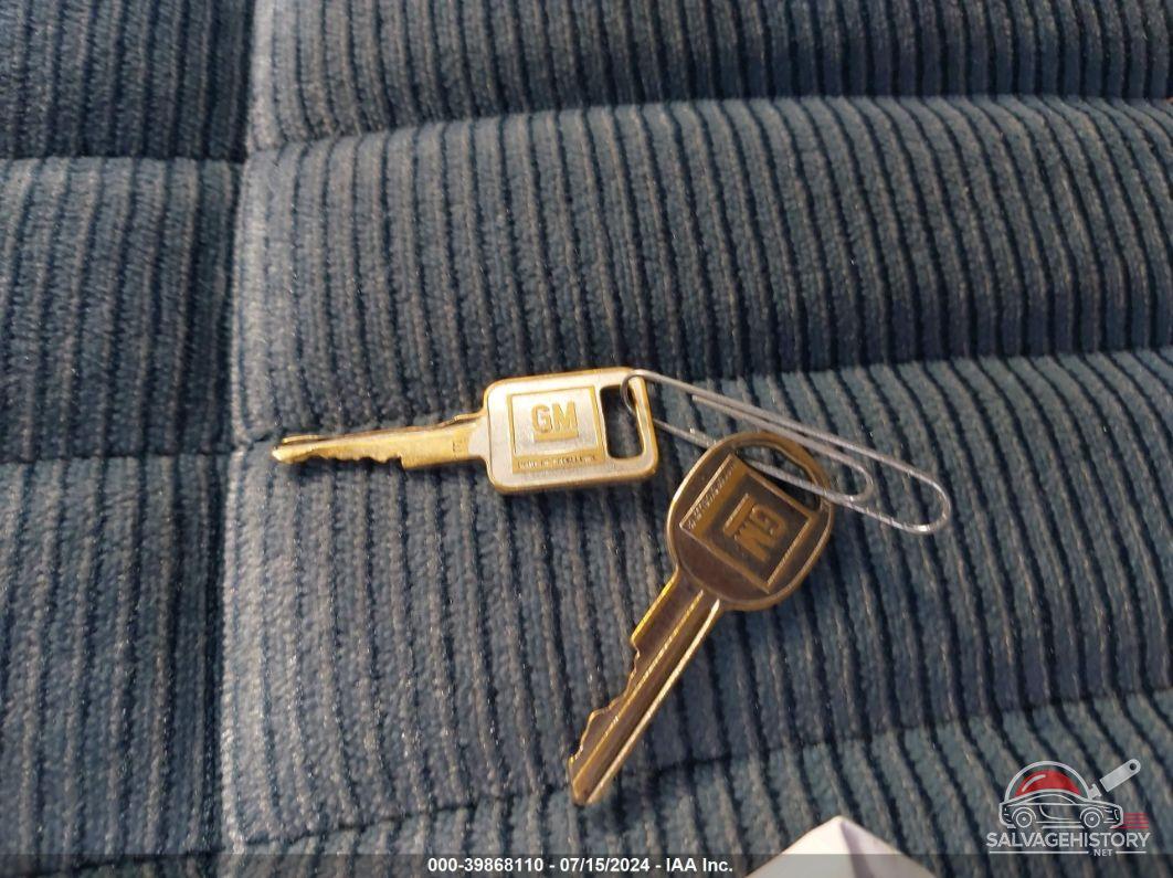 1GNEV16K7MF143110 1991 CHEVROLET SUBURBAN photo no. 11