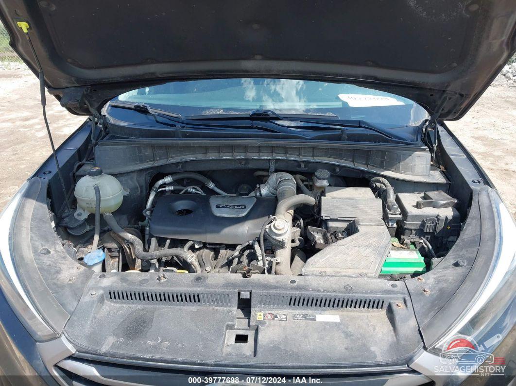 KM8J33A23HU270997 2017 HYUNDAI TUCSON photo no. 10
