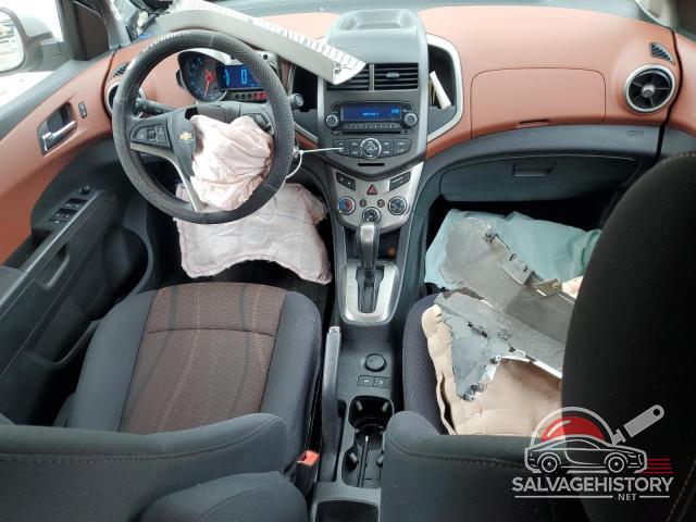 1G1JC5SG5F4137447 2015 CHEVROLET SONIC photo no. 8