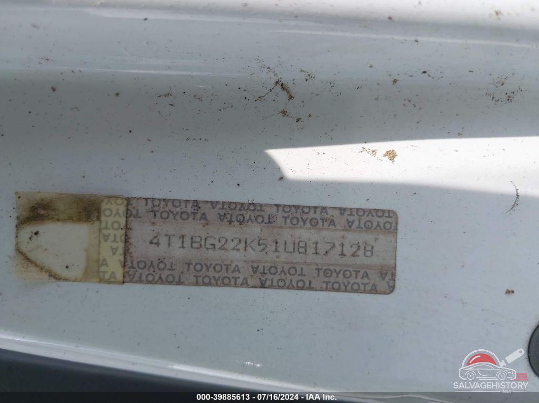 4T1BG22K51U817128 2001 TOYOTA CAMRY photo no. 8