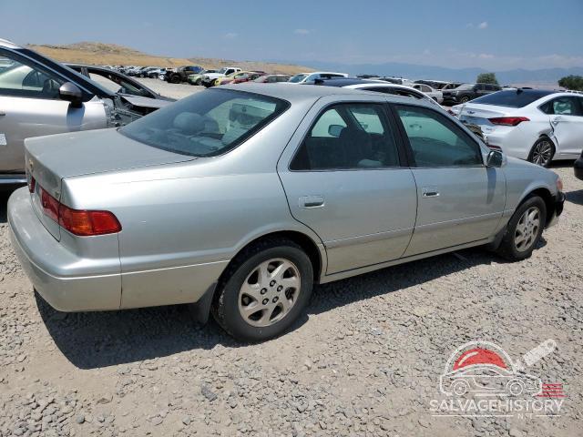 JT2BF28K9Y0258854 2000 TOYOTA CAMRY photo no. 3