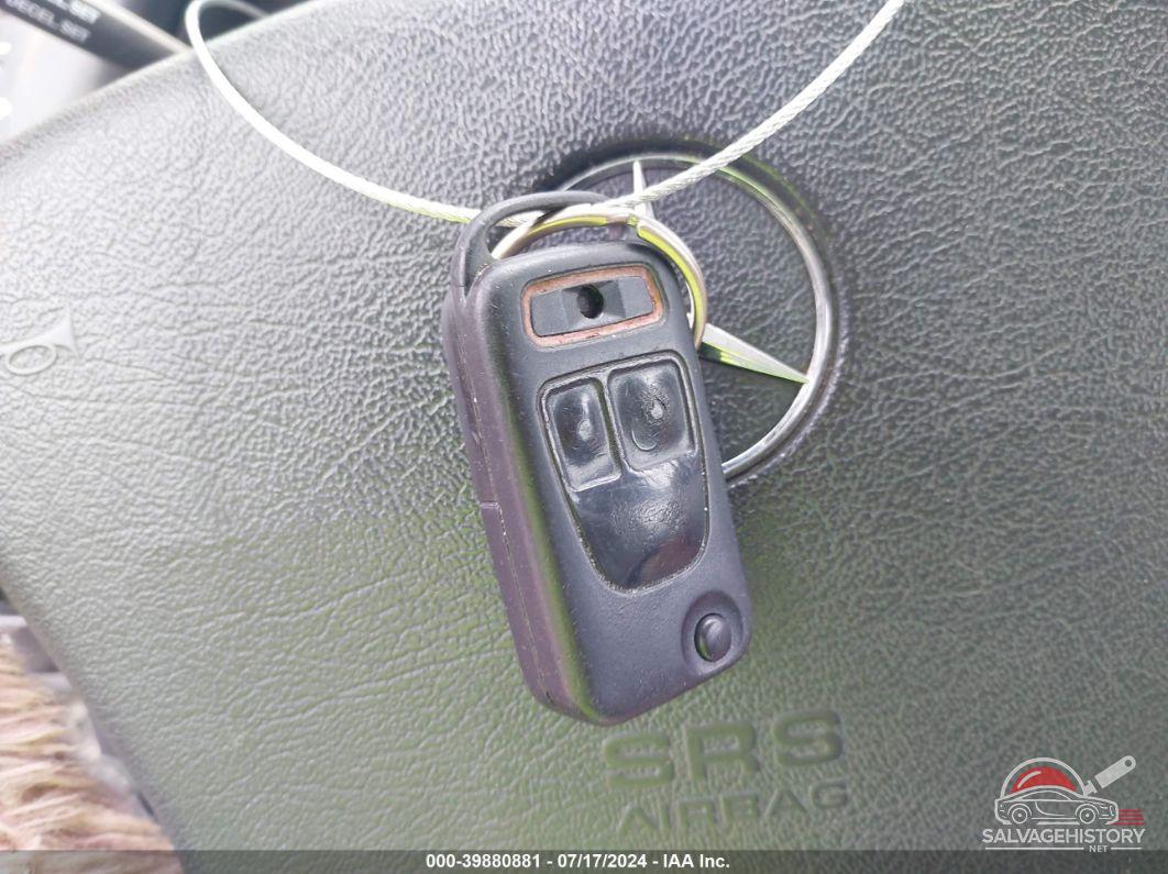 4JGAB54E11A245463 2001 MERCEDES-BENZ ML 320 photo no. 11