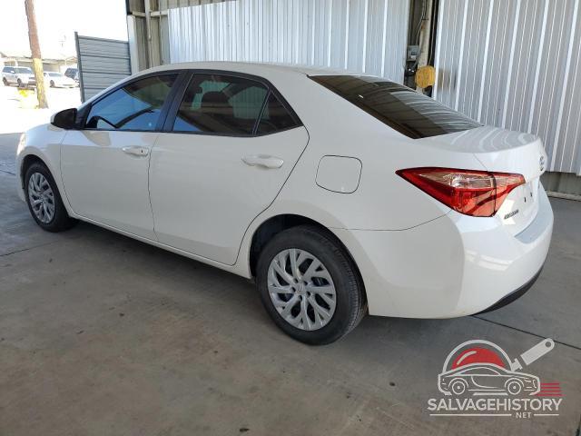 5YFBURHE9JP761280 2018 TOYOTA COROLLA photo no. 2