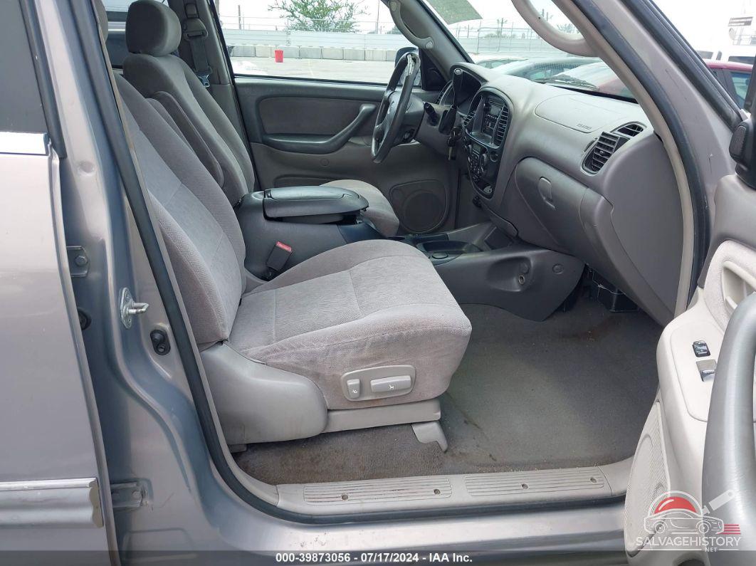 5TDZT34A22S131515 2002 TOYOTA SEQUOIA photo no. 5