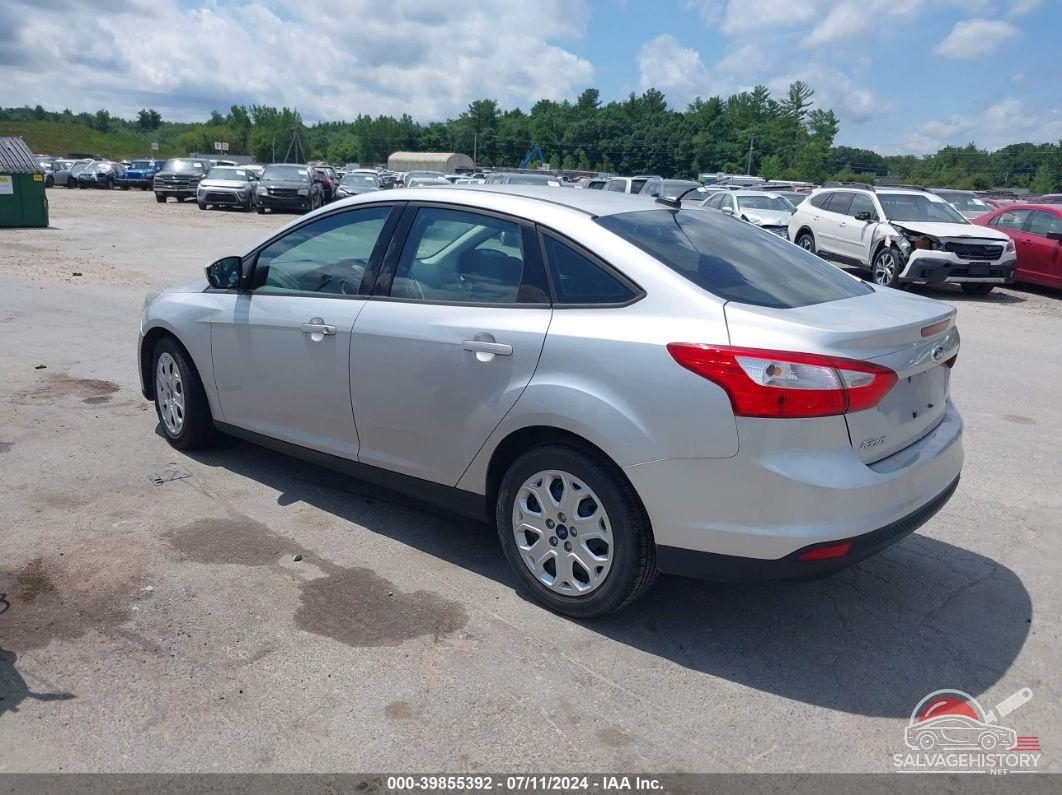 1FAHP3F24CL456861 2012 FORD FOCUS photo no. 3
