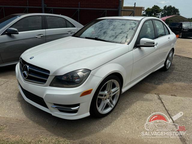 WDDGF4HB4EA921574 2014 MERCEDES-BENZ C-CLASS photo no. 2