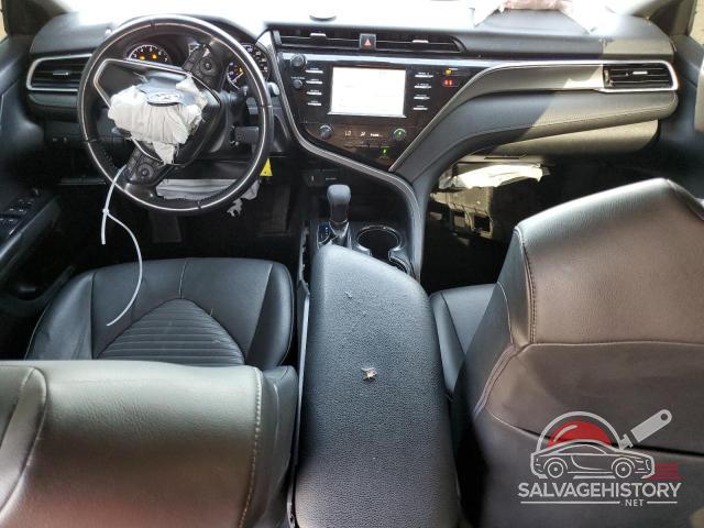 JTNB11HK0J3048840 2018 TOYOTA CAMRY photo no. 8