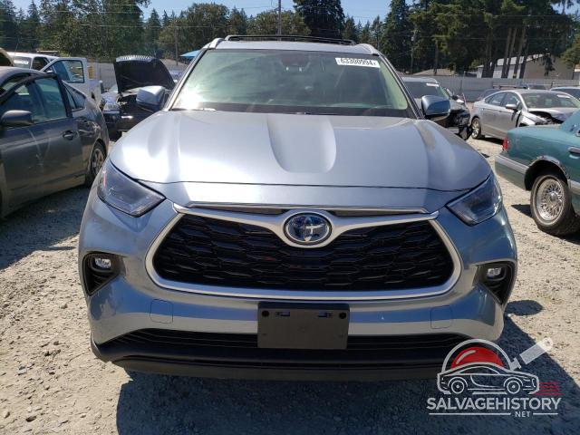 5TDHBRCH9NS090580 2022 TOYOTA HIGHLANDER photo no. 5