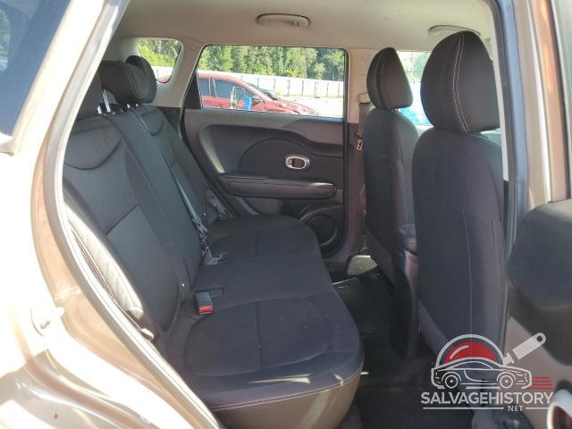 KNDJN2A21G7286847 2016 KIA SOUL photo no. 11