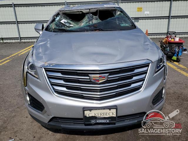 1GYKNBRS0HZ181855 2017 CADILLAC XT5 photo no. 5