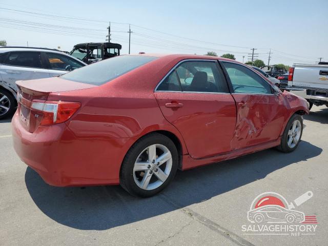 4T1BF1FK2DU686803 2013 TOYOTA CAMRY photo no. 3
