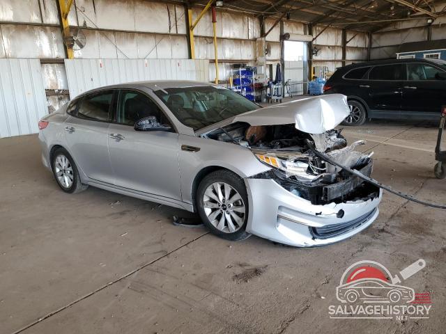 5XXGU4L31GG095452 2016 KIA OPTIMA photo no. 4