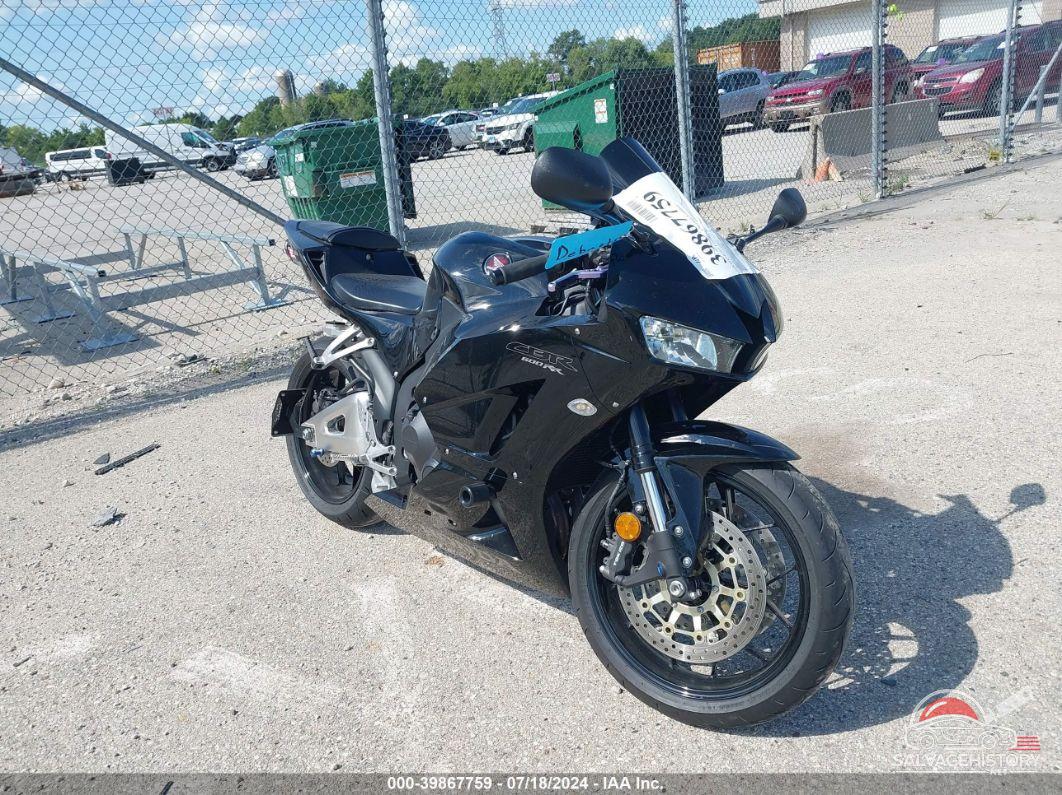 JH2PC4003FK800616 2015 HONDA CBR600 photo no. 7