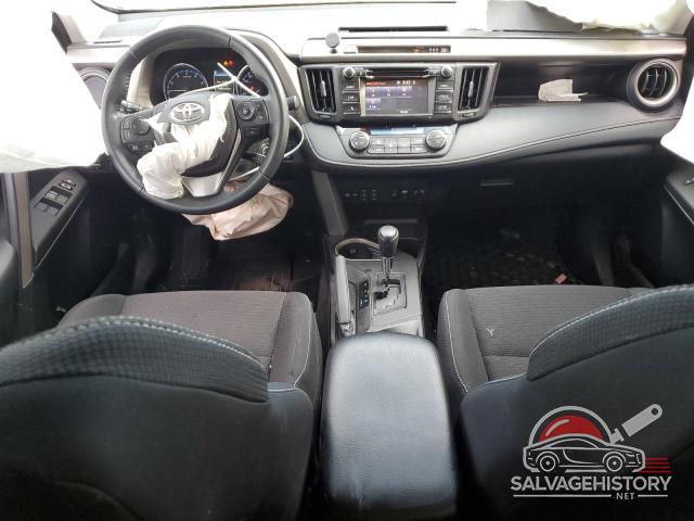 2T3RFREV3HW607547 2017 TOYOTA RAV4 photo no. 8