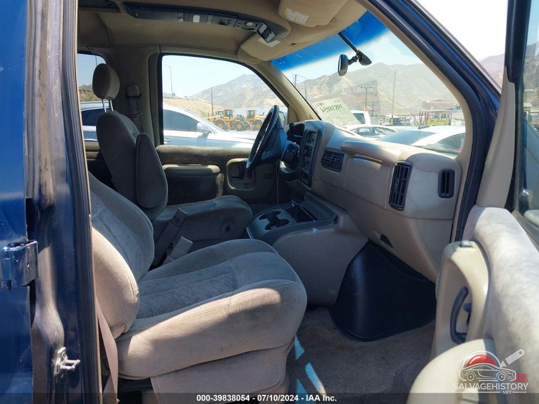 1GNFG65R211237883 2001 CHEVROLET EXPRESS LT photo no. 5