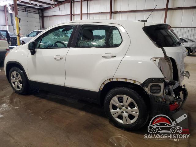 KL7CJKSBXJB631121 2018 CHEVROLET TRAX photo no. 2