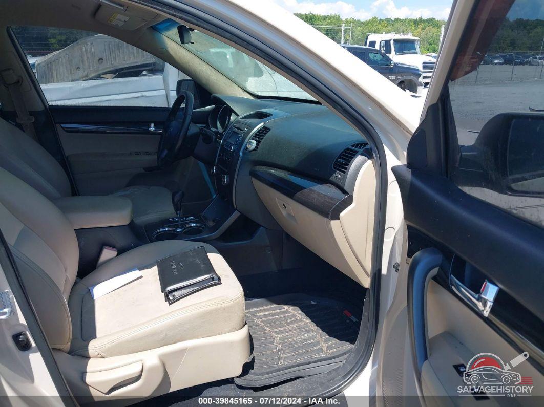 5XYKU4A24BG112365 2011 KIA SORENTO photo no. 5