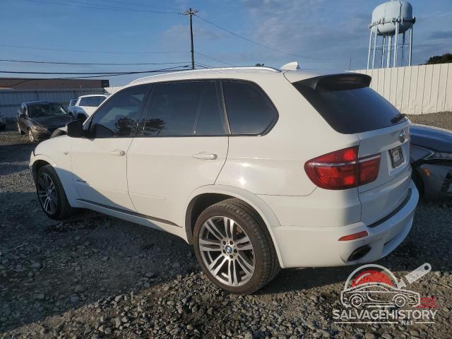 5UXZV8C58BL418191 2011 BMW X5 photo no. 2