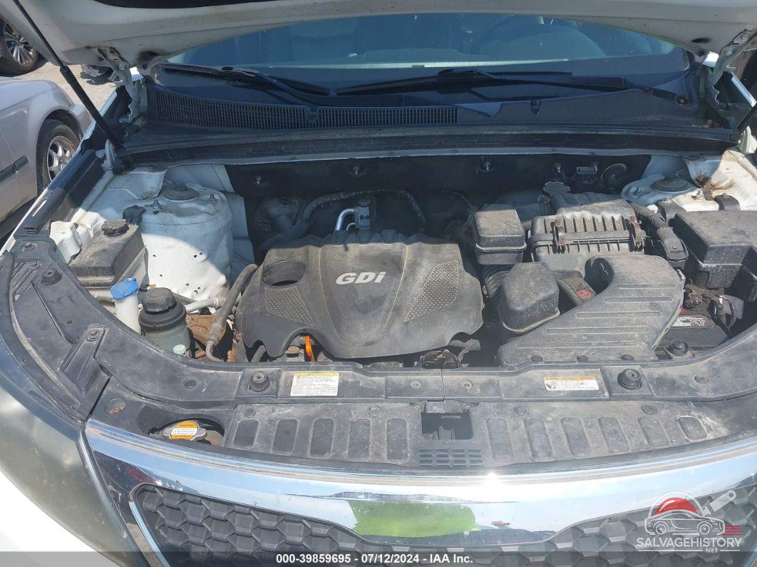 5XYKTCA64CG221880 2012 KIA SORENTO photo no. 10