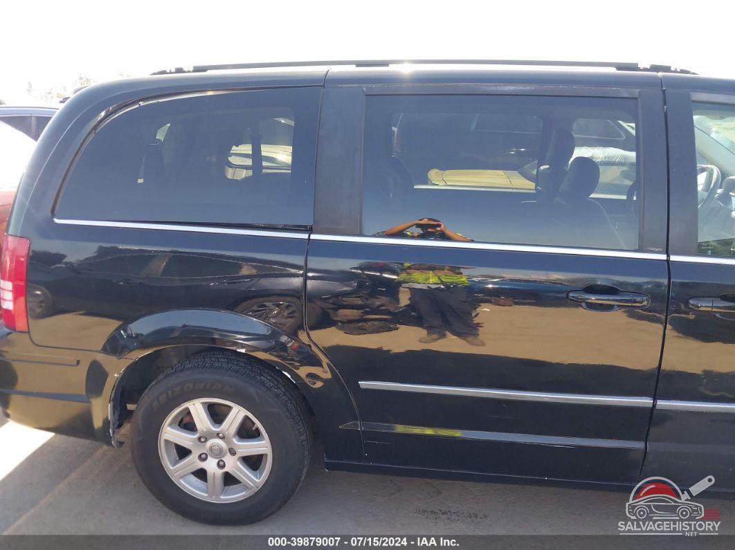 2A4RR5D10AR198352 2010 CHRYSLER TOWN & COUNTRY photo no. 6