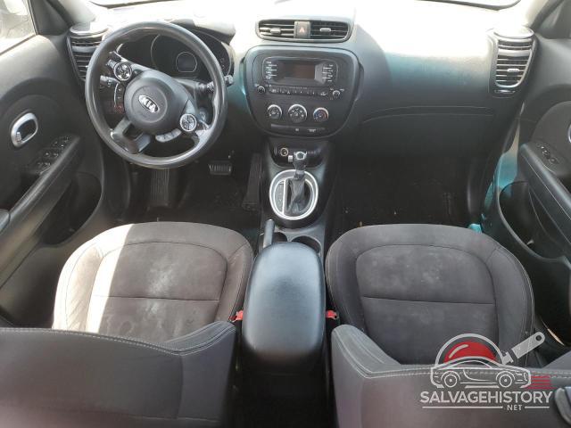 KNDJN2A26F7808631 2015 KIA SOUL photo no. 8
