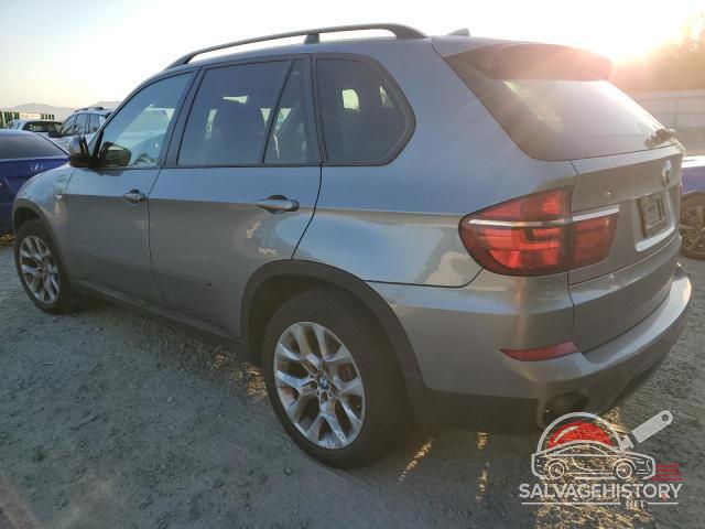 5UXZV4C55CL748395 2012 BMW X5 photo no. 2