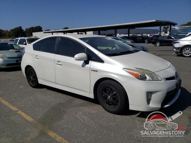JTDKN3DU7E1762476 2014 TOYOTA PRIUS photo no. 4