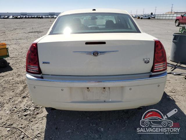 2C3CK6CT0AH151339 2010 CHRYSLER 300 photo no. 6